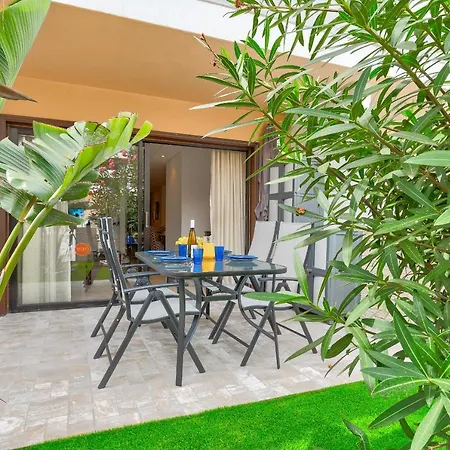 New In Park Albatros With Pool View